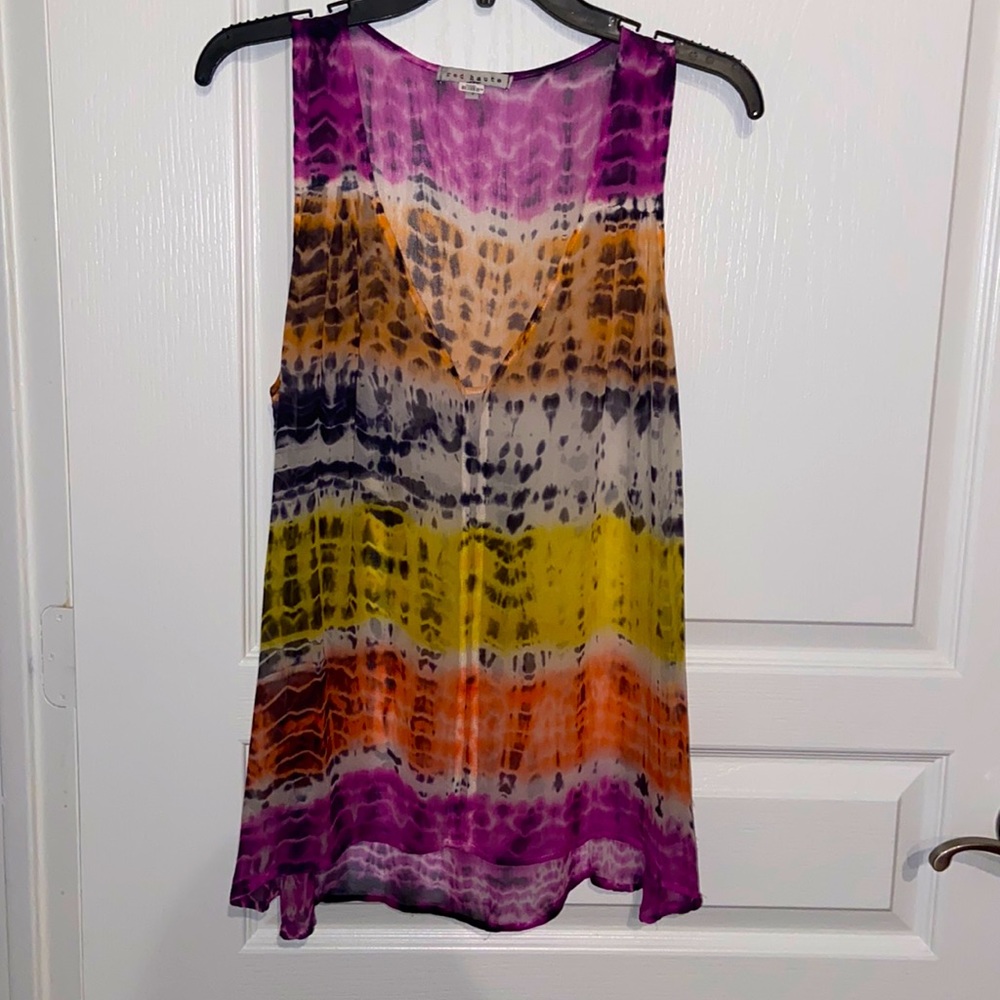 Tie-Dye Sleeveless Blouse